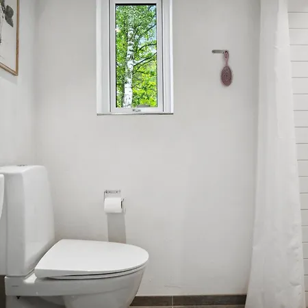 Stunning In With Kitchen Holiday home *